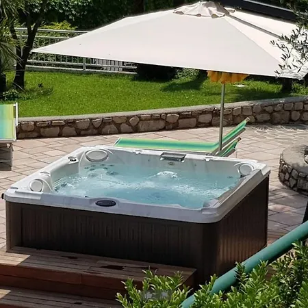 Clivia Apartman Limone sul Garda